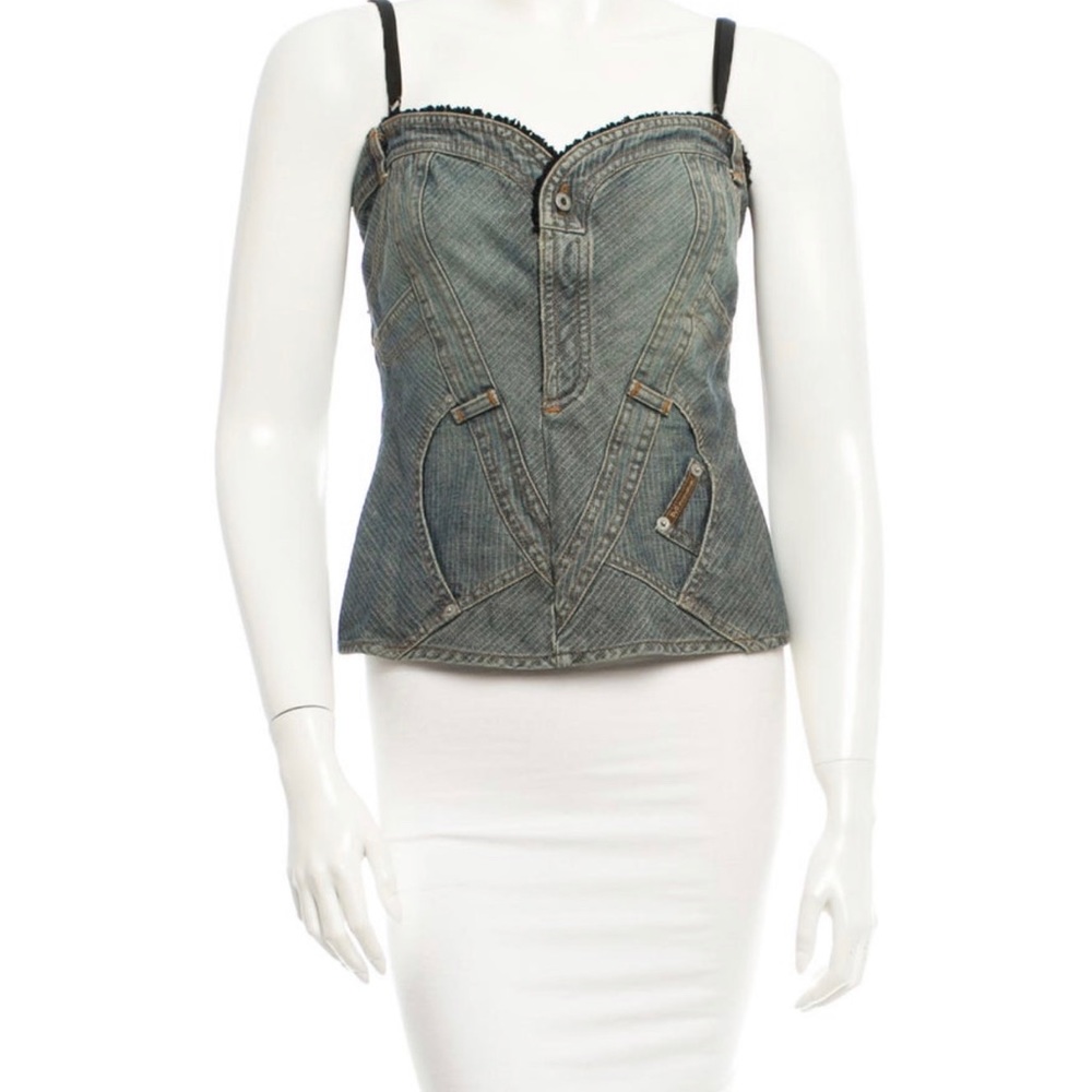 D&G top.